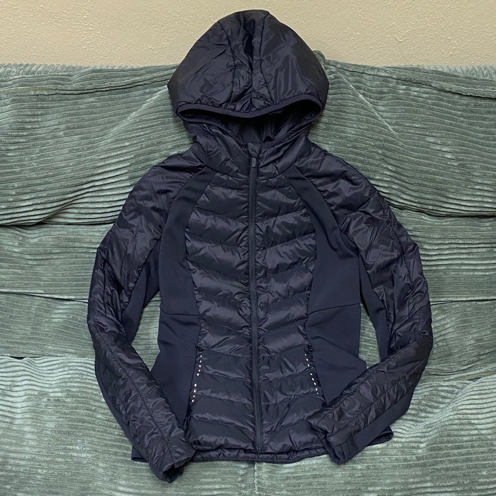 GLOWMODE Women's Hooded Quilted Hybrid Jacket - Black